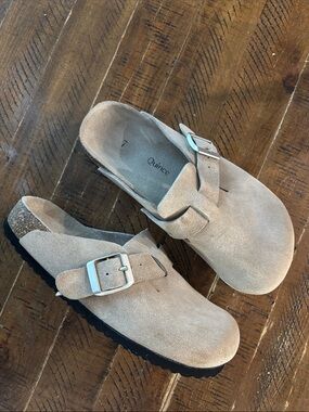 Quince Suede Water Repellent Slip-On Clogs Mules in Dune Size 7 Womens